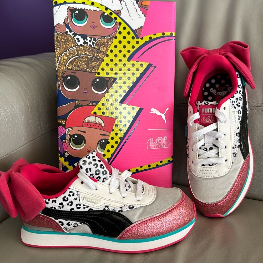 Puma L.O.L. Surprise Running Shoes size 1.5